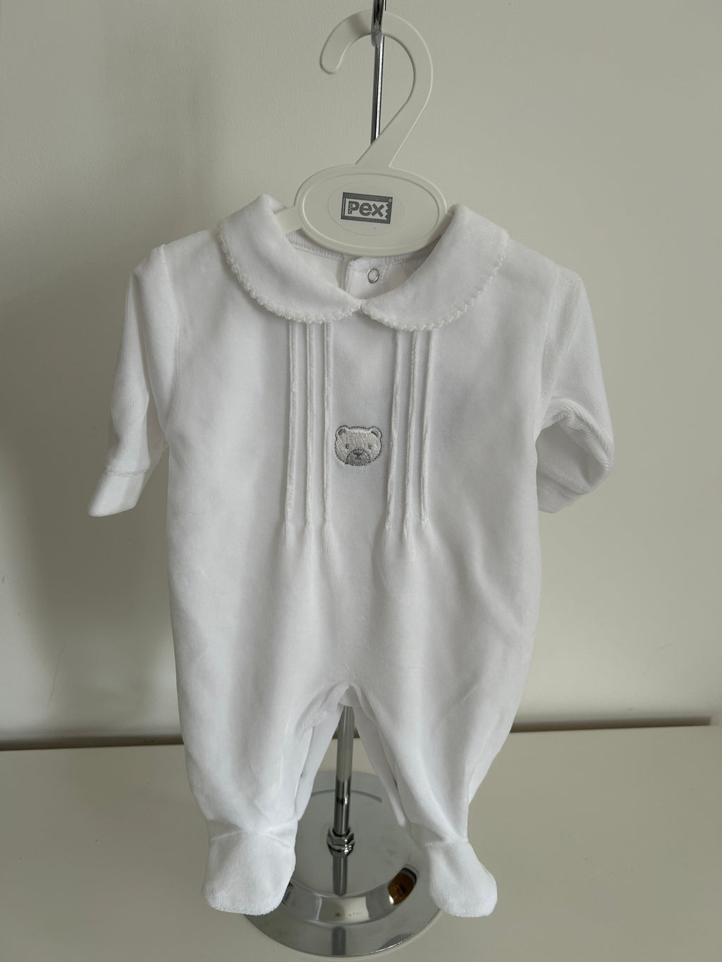 Bear sleepsuit white